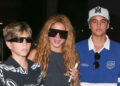Shakira disfruta una salida familiar junto a Milan y Sasha en Beverly Hills