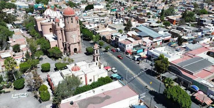 Mantiene Galindo diálogo y gestiones para concretar obra de El Saucito