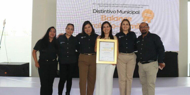 DIF Municipal impulsa cultura laboral con enfoque familiar en beneficio de más de 8 mil familias