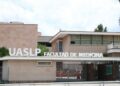 Acusan a la UASLP de no actuar en caso de violencia sexual en la Facultad de Medicina