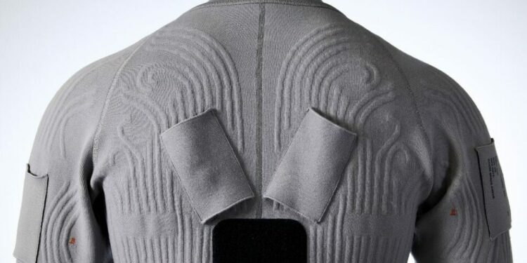Astronautas de la NASA vestirán ropa diseñada por Prada para misiones Artemis