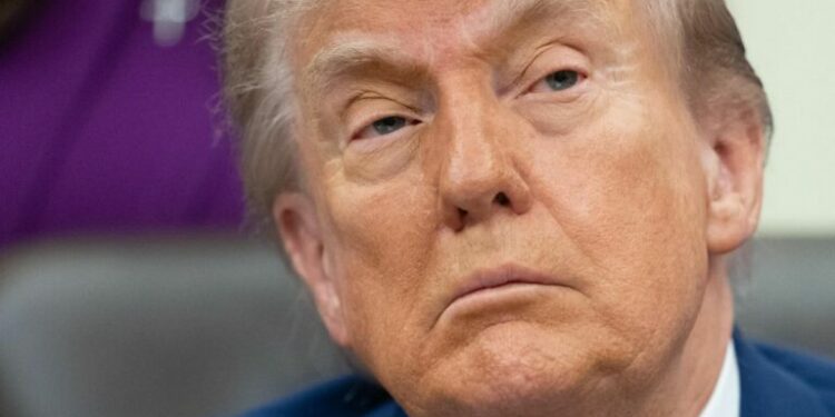 Trump abre la puerta a reunirse con el líder supremo iraní Mojtaba Jameneí