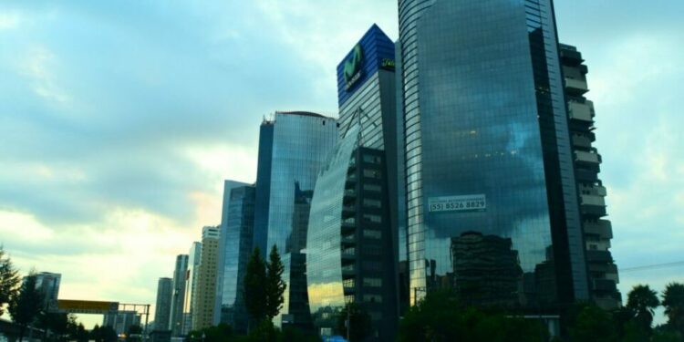 Investigador mexicano crea algoritmo para detectar daños ocultos en edificios tras sismos