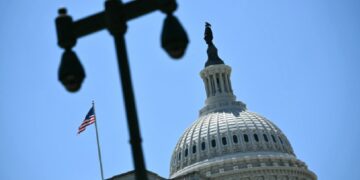 Senado en EE. UU. aprueba presupuesto de 70 mmdd para ofensiva migratoria de Donald Trump