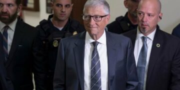 Bill Gates declara ante el Congreso sobre su relación con Epstein