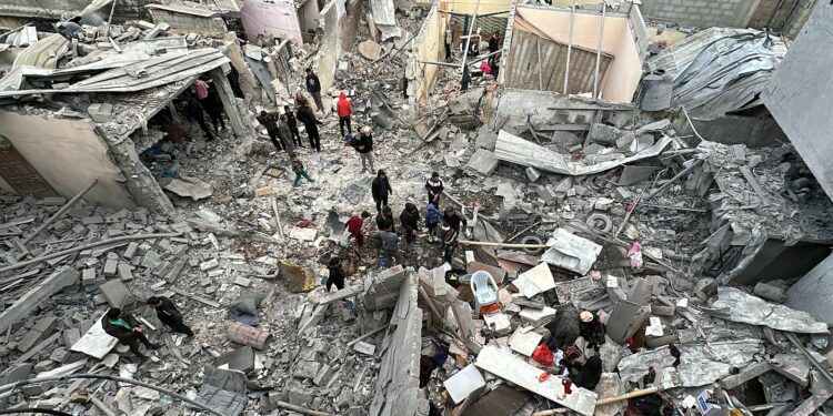 Cerca de mil fallecidos en Gaza desde el acuerdo de alto al fuego