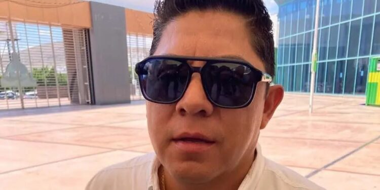 Gallardo plantea sanciones para páginas digitales que difundan contenido falso o manipulado con IA