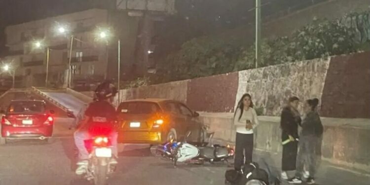 Motociclista resulta lesionado tras choque en Río Santiago