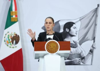 Sheinbaum propone regular algoritmos de redes sociales
