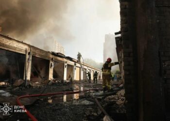 Rusia lanza ataque masivo a Ucrania; deja 18 muertos