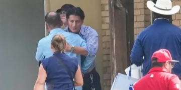 Agente del ICE no estaba en peligro cuando disparó y mató a inmigrante mexicano en Houston: testigos