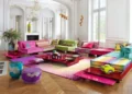Adiós a la decoración de los 2000: el brillo de los años 80 vuelve como tendencia para llenar de personalidad tu hogar