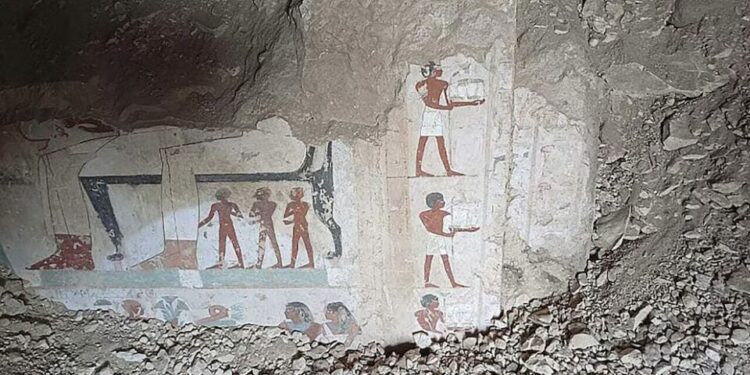 Descubren en Luxor una tumba de 3 mil años con inscripciones de un hombre llamado Paser