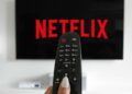 Netflix evaluará canales 24/7 y vender servicios de otras plataformas en su sistema
