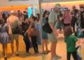 VIDEO | Raúl Jiménez es ovacionado en Aeropuerto de Cancún tras el Mundial 2026