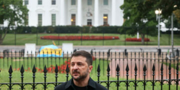 Zelenski llega a EE.UU. para reunirse con Trump y asistir al funeral de Lindsey Graham