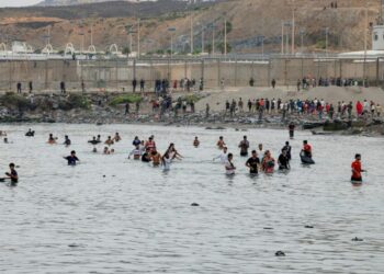 Recuperan 43 cadáveres en la costa de Ceuta tras la entrada de migrantes