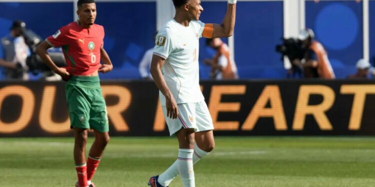 Migración en el futbol, ¿enriquecimiento deportivo o neocolonialismo del norte global?