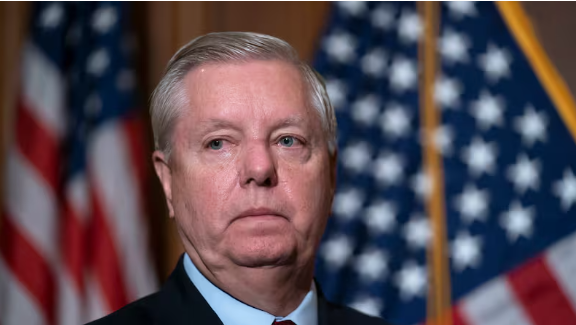 Muere Lindsey Graham, senador republicano y uno de los principales aliados de Donald Trump, a los 71 años