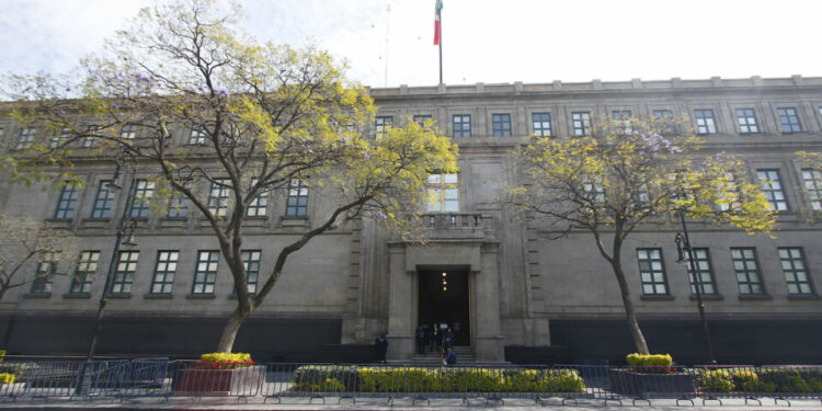 La SCJN admite acción de inconstitucionalidad contra reformas en materia electoral