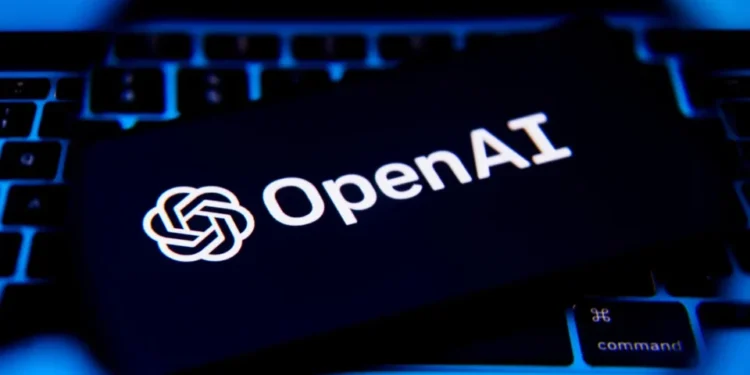 El primer dispositivo de consumo de OpenAI será un altavoz inteligente