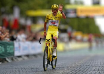 Pogačar iguala a las máximas leyendas del Tour de Francia