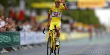Pogačar iguala a las máximas leyendas del Tour de Francia