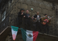U2 estrena ‘Streets of Dreams’ con un guiño a México