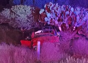 Volcadura en autopista de Villa de Arriaga deja un lesionado