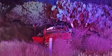 Volcadura en autopista de Villa de Arriaga deja un lesionado