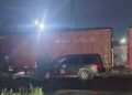 Camioneta intenta ganarle el paso al tren y termina arrastrada en Soledad