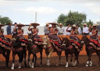 Con escaramuzas y charros mayores terminará el Campeonato Estatal