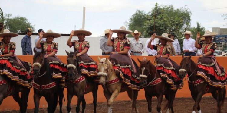 Con escaramuzas y charros mayores terminará el Campeonato Estatal