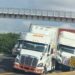 Choque entre tráileres provoca movilización en la carretera 57