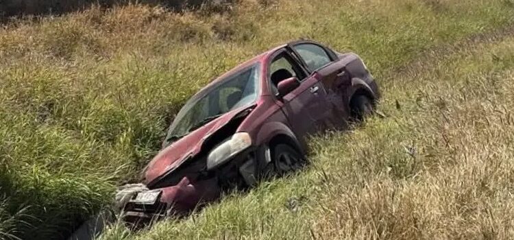 Choque múltiple en la carretera 57 deja solo daños materiales
