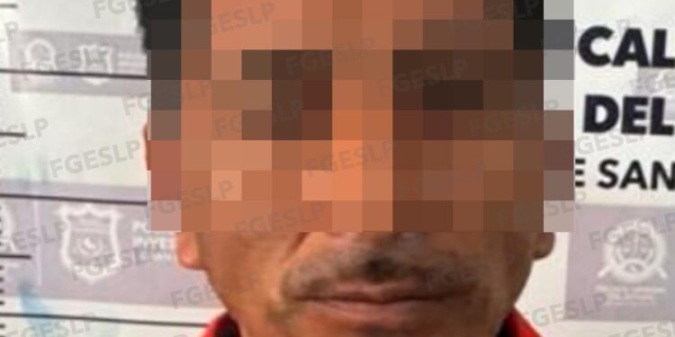 Cumplimentan orden de aprehensión contra hombre acusado de violencia familiar y lesiones en Tampamolón Corona