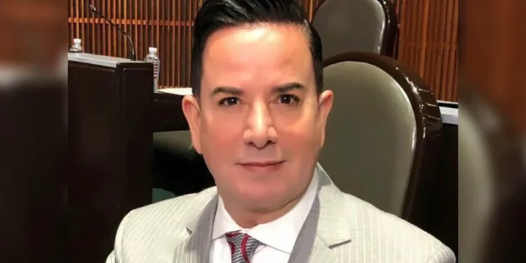 Confirman asesinato de Benjamín Medrano Quezada, exalcalde de Fresnillo, Zacatecas, en calles de Guadalajara