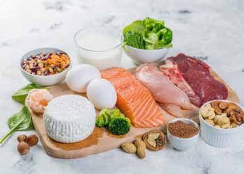 Los 5 alimentos con más proteína que el huevo, según expertos