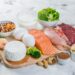 Los 5 alimentos con más proteína que el huevo, según expertos