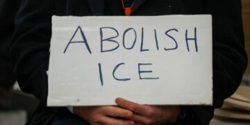 México presenta denuncias y pide intervención de la ONU por muerte de migrantes mexicanos a manos de ICE