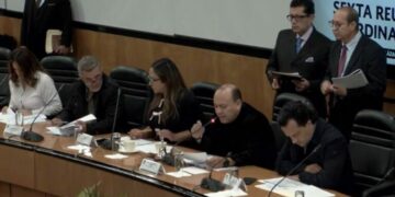 Diputados aprueban en comisiones tipificar la suplantación de identidad digital
