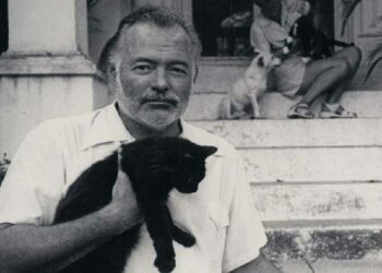 Por primera vez circula en español una de las obras menos conocidas de Ernest Hemingway