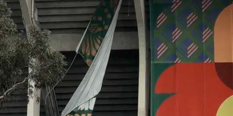 VIDEO | Retiran la decoración del Mundial 2026 en el Estadio Ciudad de México