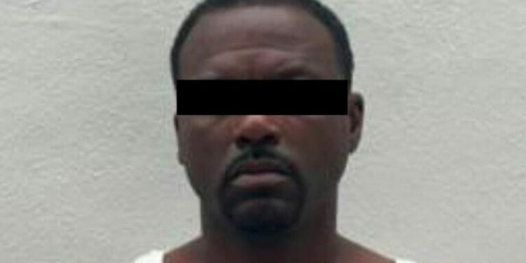 Detienen en Sinaloa a estadounidense vinculado con Los Chapitos