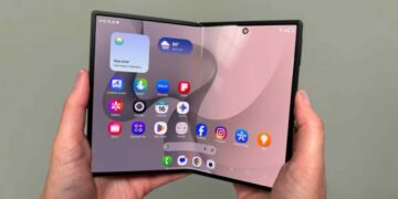 La rivalidad entre Apple y Samsung entra en una nueva era: la de los teléfonos plegables