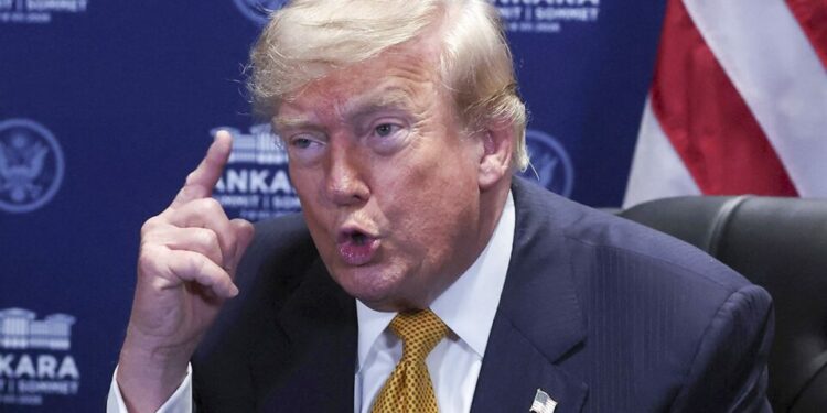 Trump da por terminado el alto al fuego con Irán; llama ‘escoria’ a sus líderes