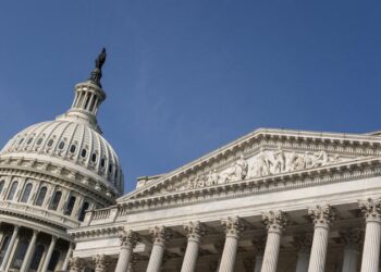 Congreso de EE.UU. aprueba presupuesto militar récord de 1.15 billones de dólares para 2027