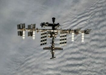 Regresa a la Tierra la nave Soyuz MS-28 con tres tripulantes