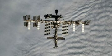 Regresa a la Tierra la nave Soyuz MS-28 con tres tripulantes
