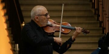 Román Revueltas interpretará obras de Bach en concierto